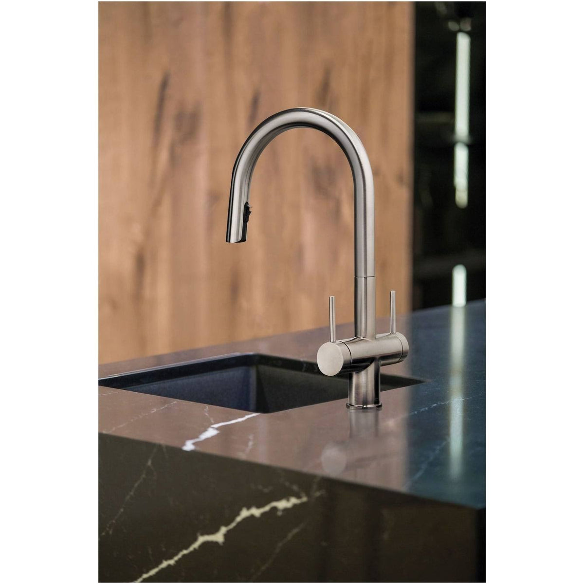 Chrome Kitchen Faucet with Spray I933