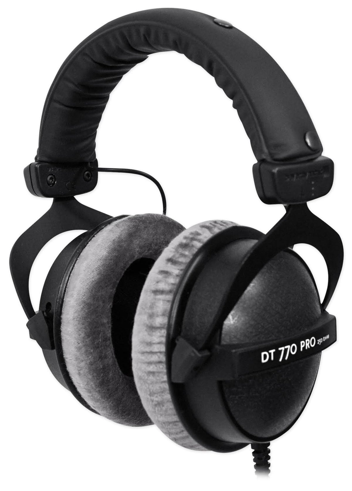 Closed Back Reference Studio Headphones U733