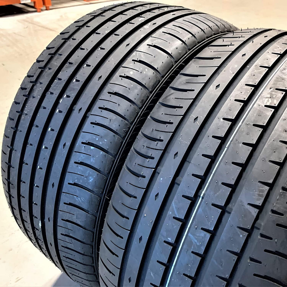 Set of 2 All-Season High Performance Radial Tires 295/30R20 101Y XL BSW D366252