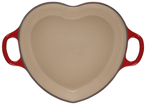 White Enameled Cast Iron 2 Quart Heart Cocotte M3673