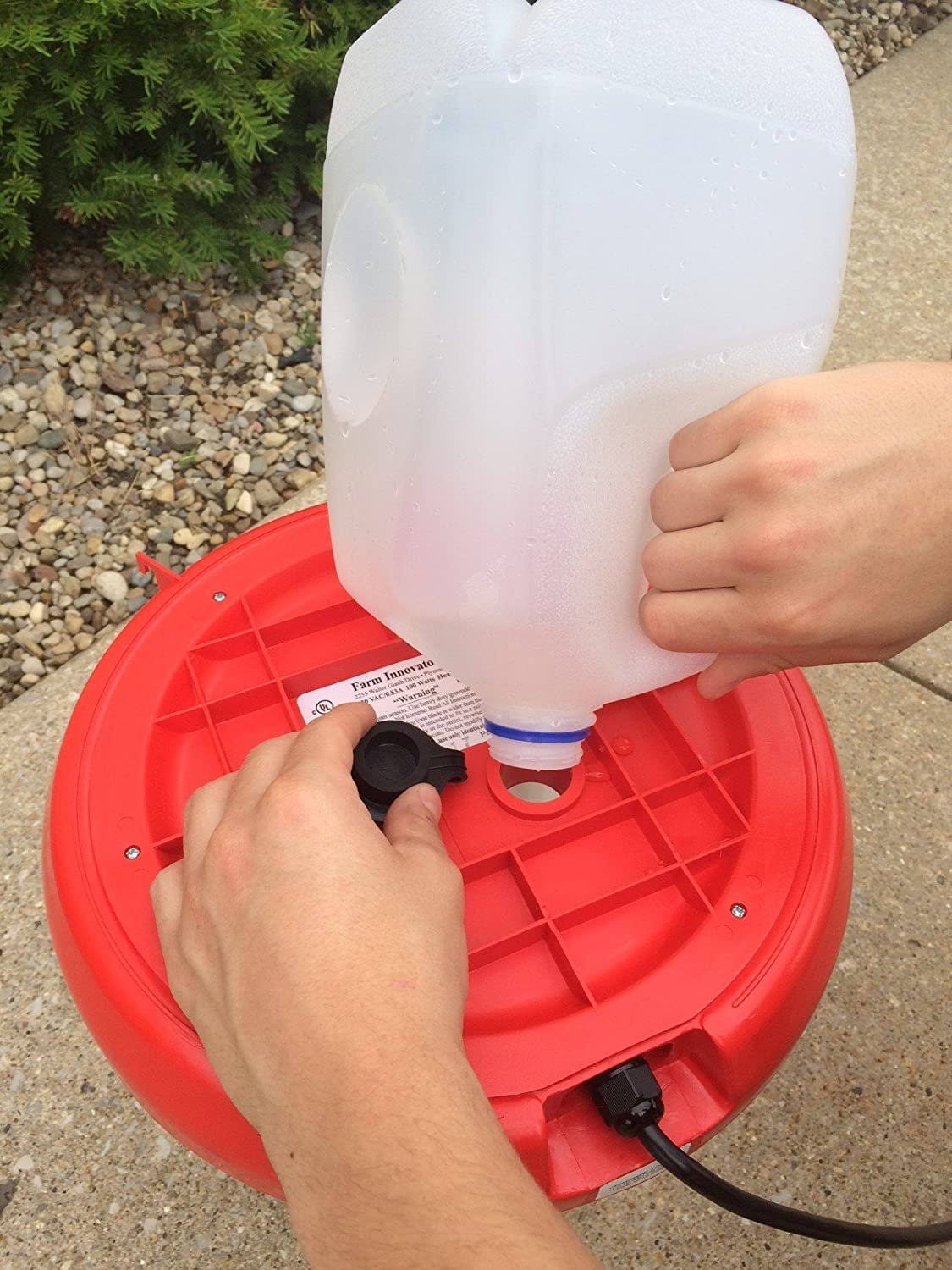 3 Gallon 100-Watt Heated Plastic Poultry Fountain V8382
