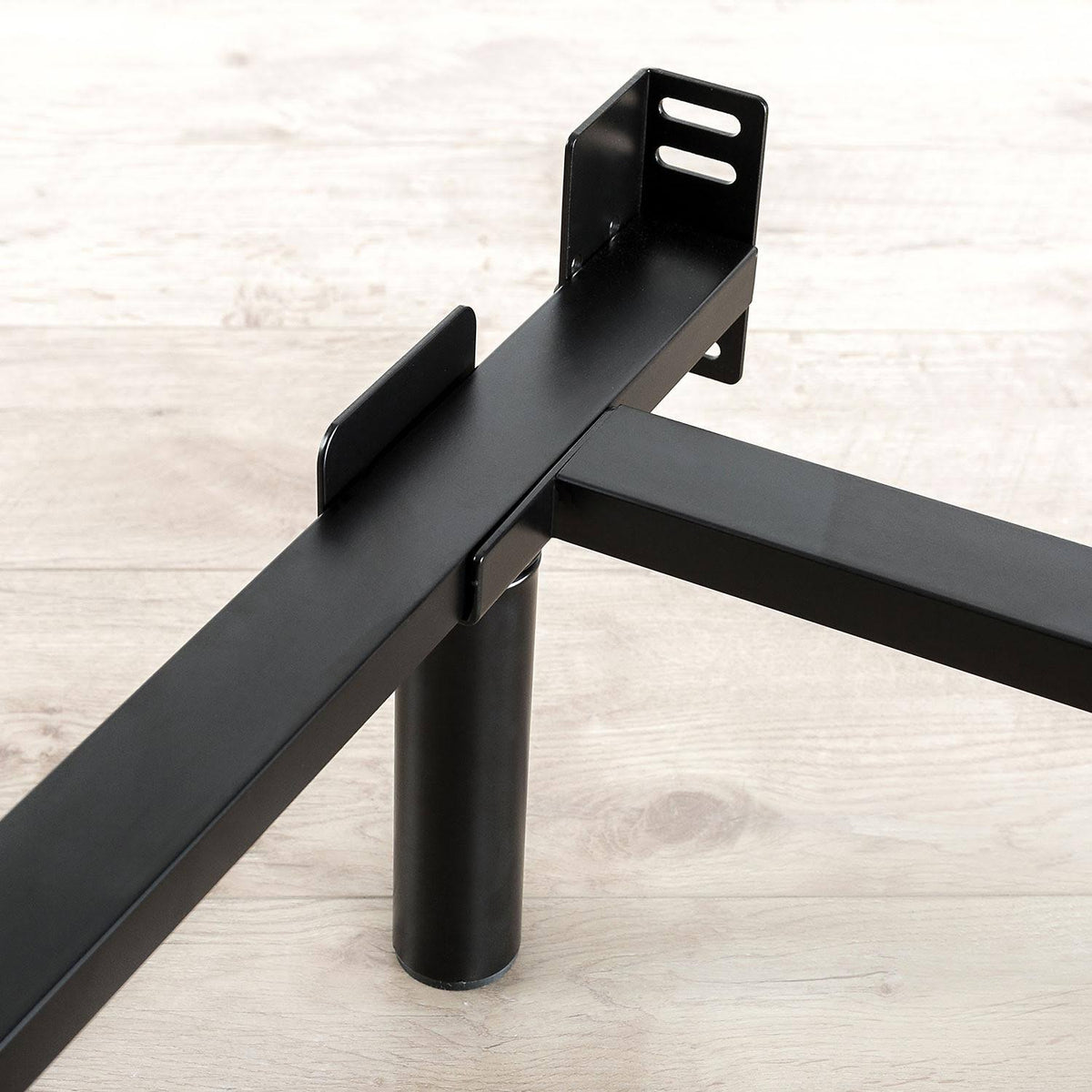 California King Heavy Duty Bed Frame M31160