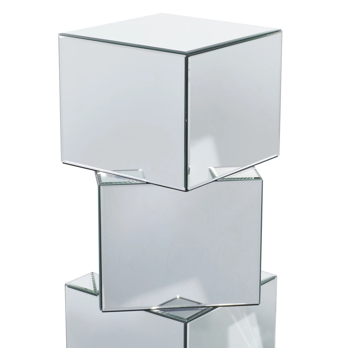 15" x 30" Silver Mirrored Pedestal Table X347973